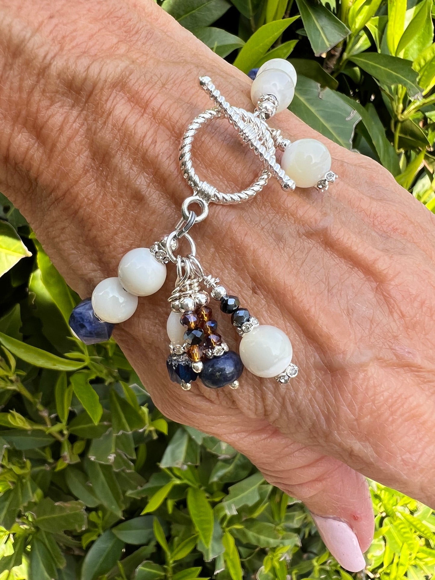 Mother of Pearl and Sodalite bracelet