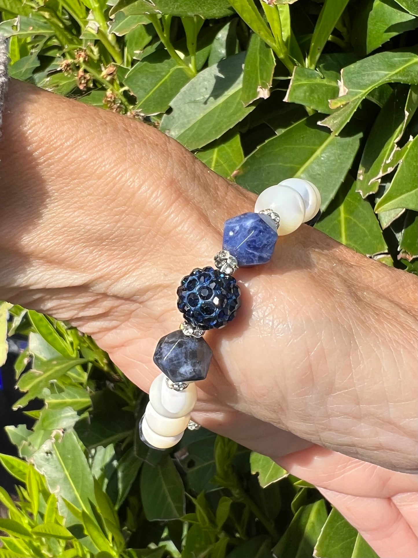 Mother of Pearl and Sodalite bracelet