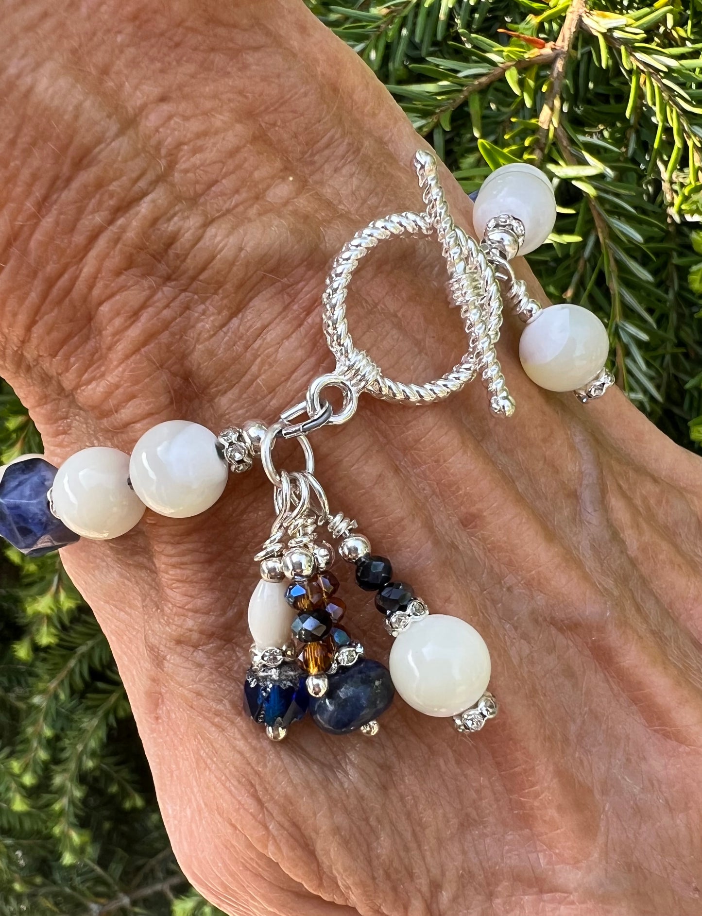 Mother of Pearl and Sodalite bracelet