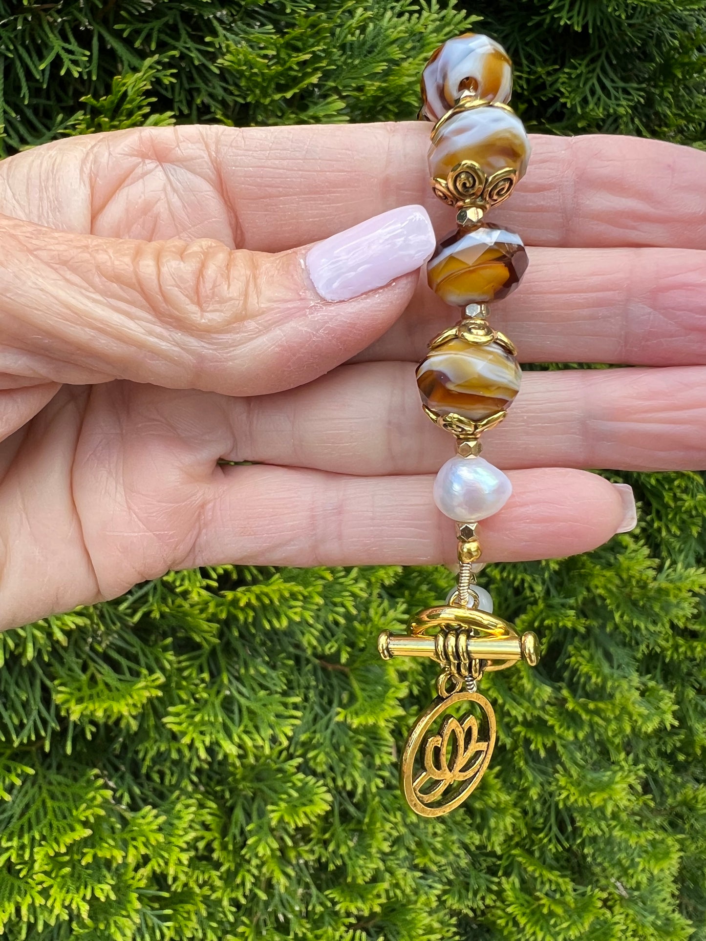 Multi-tonal Caramel Glass beaded bracelet