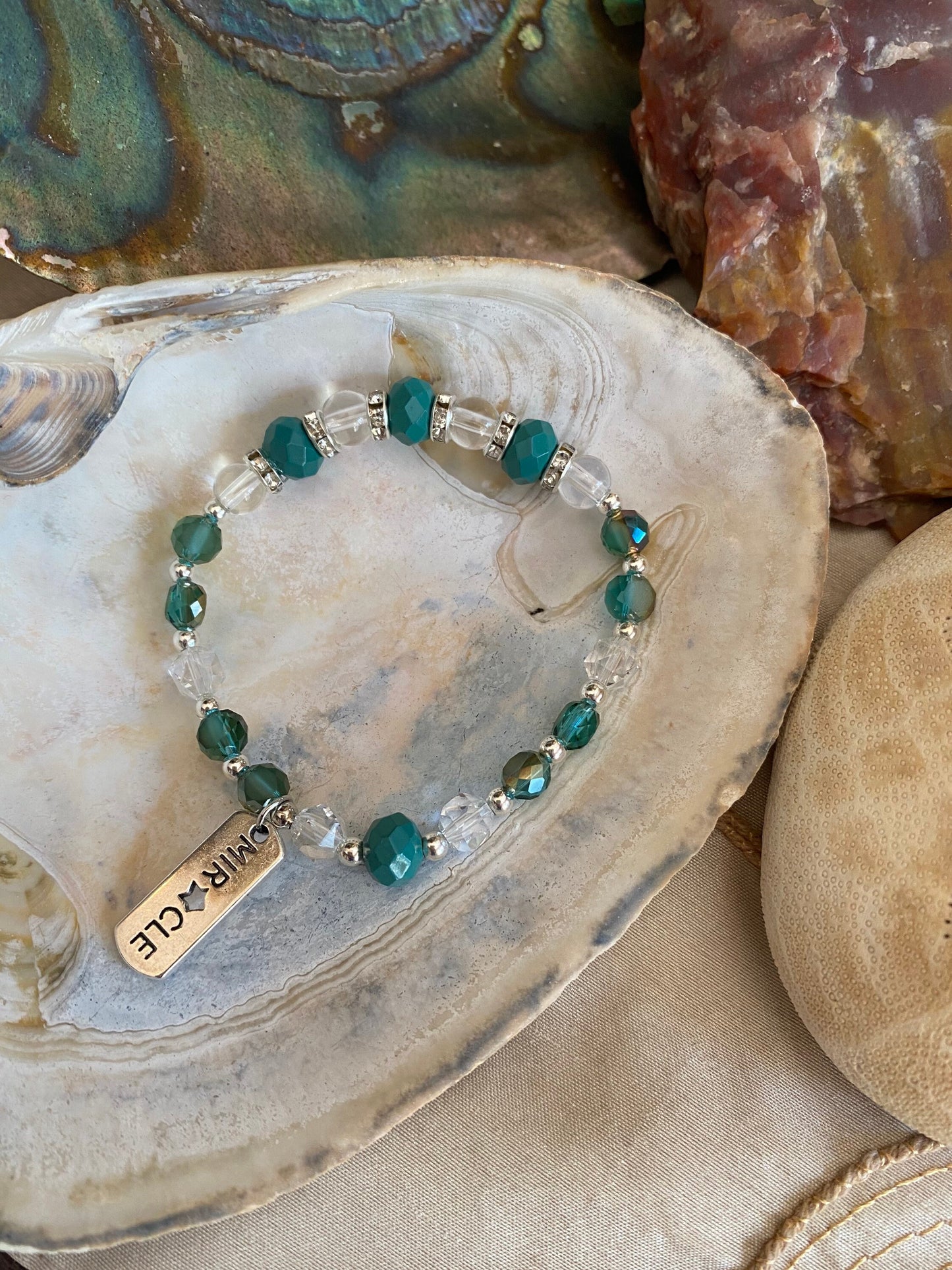 Green glass beaded bracelet with earrings