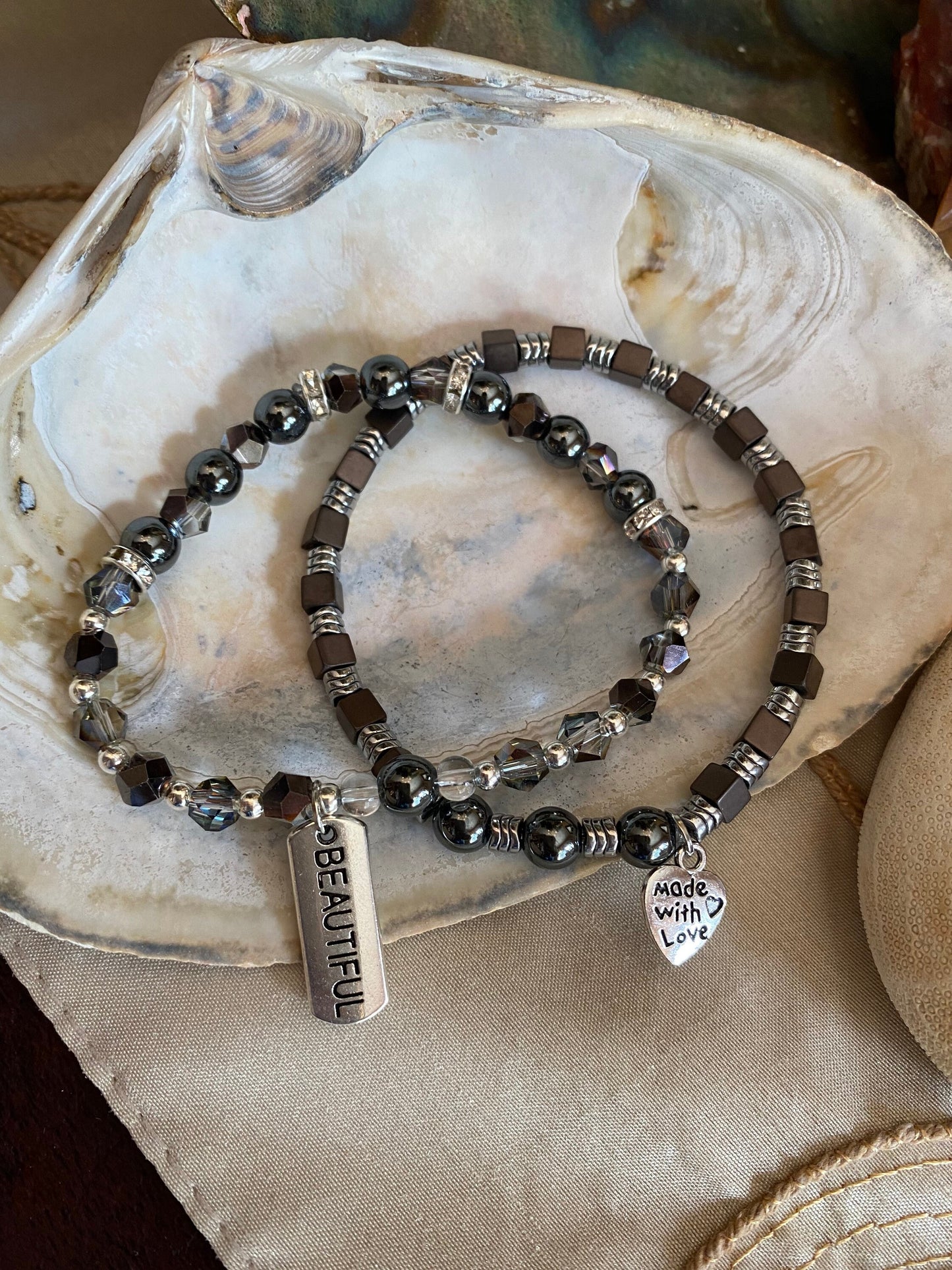 BEAUTIFUL-Grey/Brown and clear crystal beaded bracelet