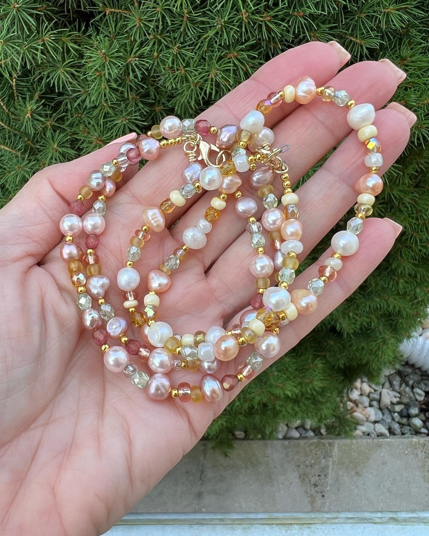 Fresh water Pearl and Czech glass choker