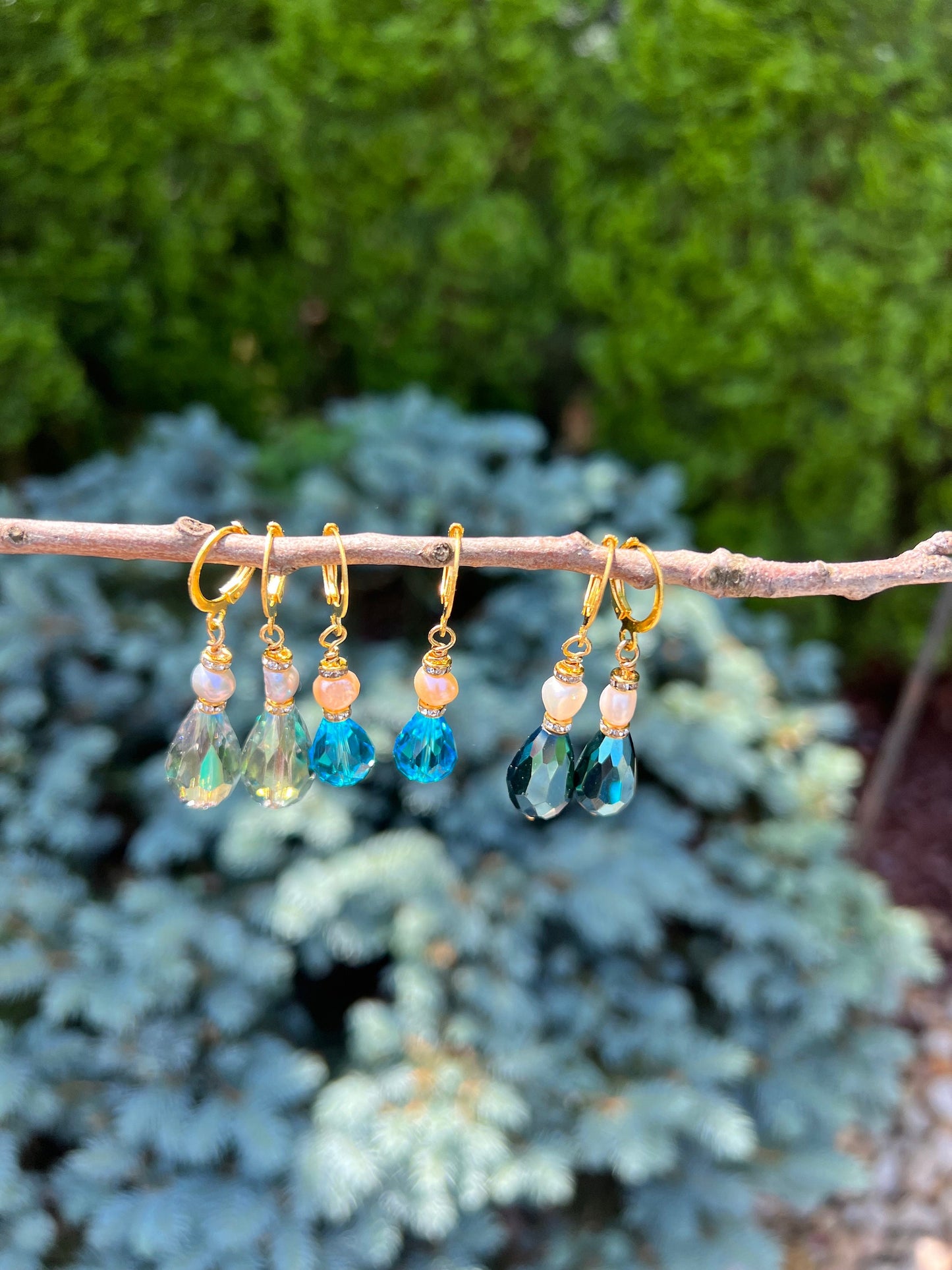 Crystal Glass and Pearl Drop earrings.