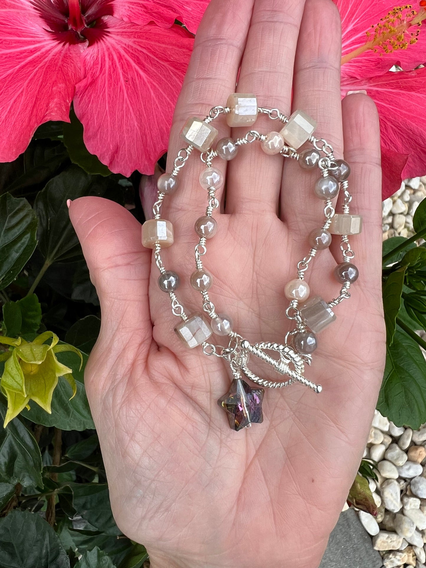 Double stranded Moonstone