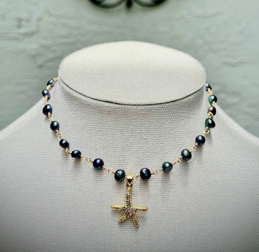 Peacock Pearl Choker