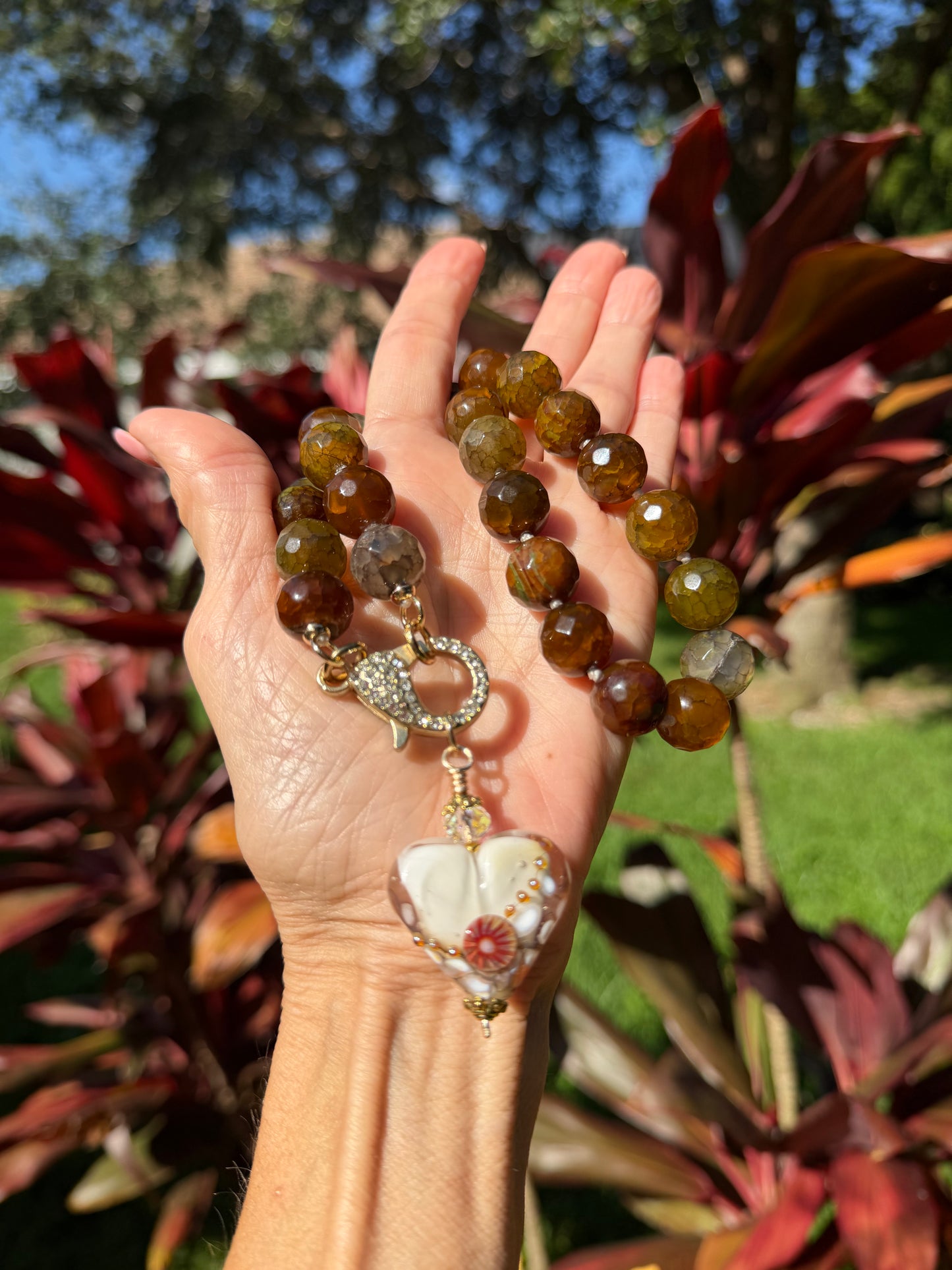 Chunky agate and glass heart necklace