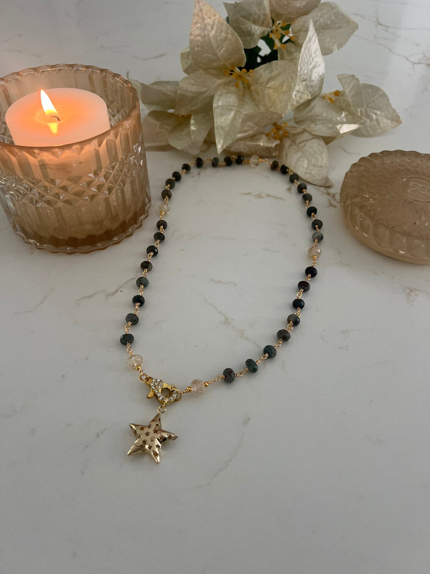 Bloodstone and Gold Glitter Glass Necklace