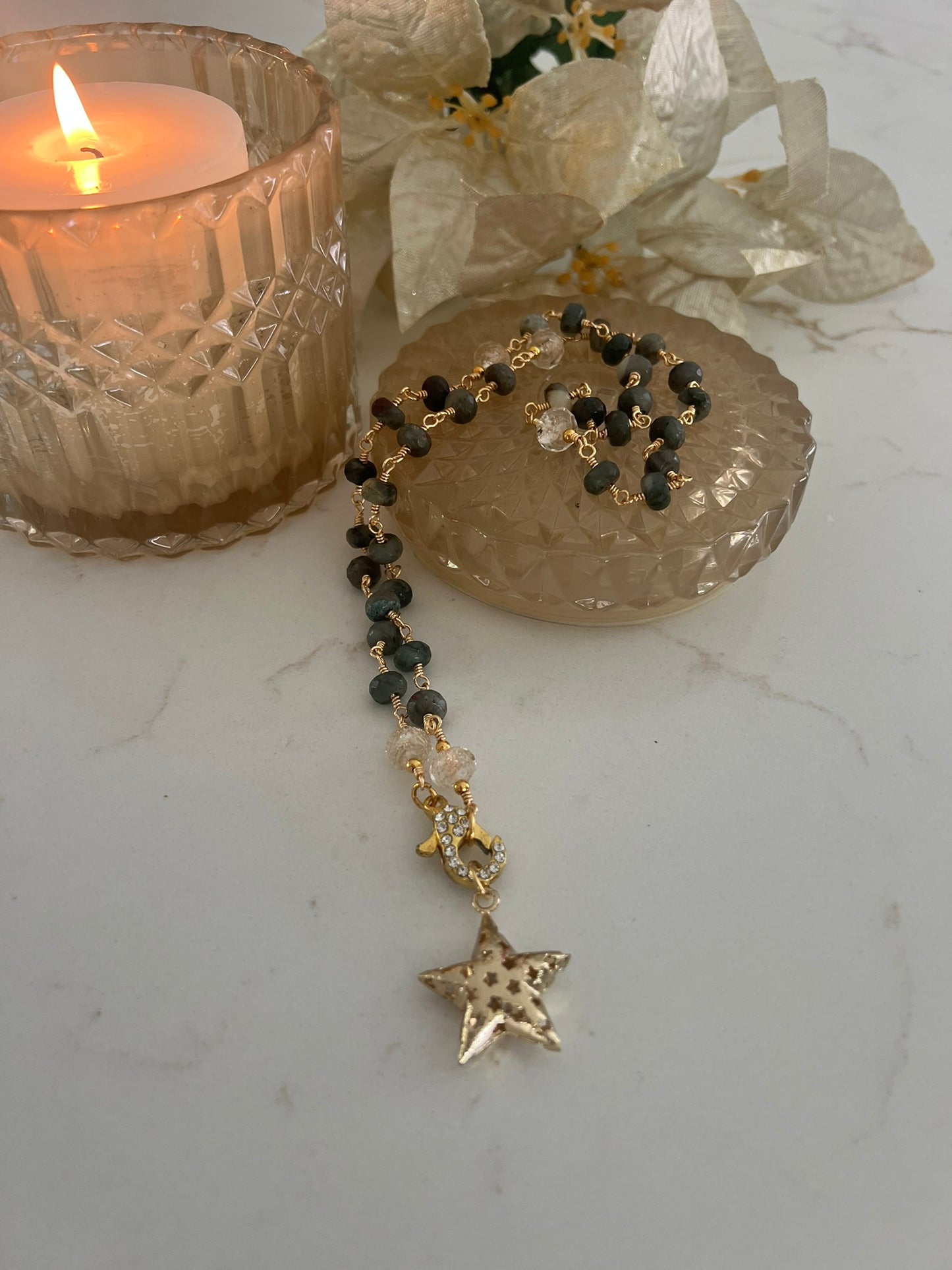 Bloodstone and Gold Glitter Glass Necklace