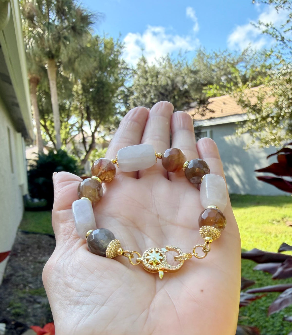 Beige Agate and Rose Quartz Bracelet