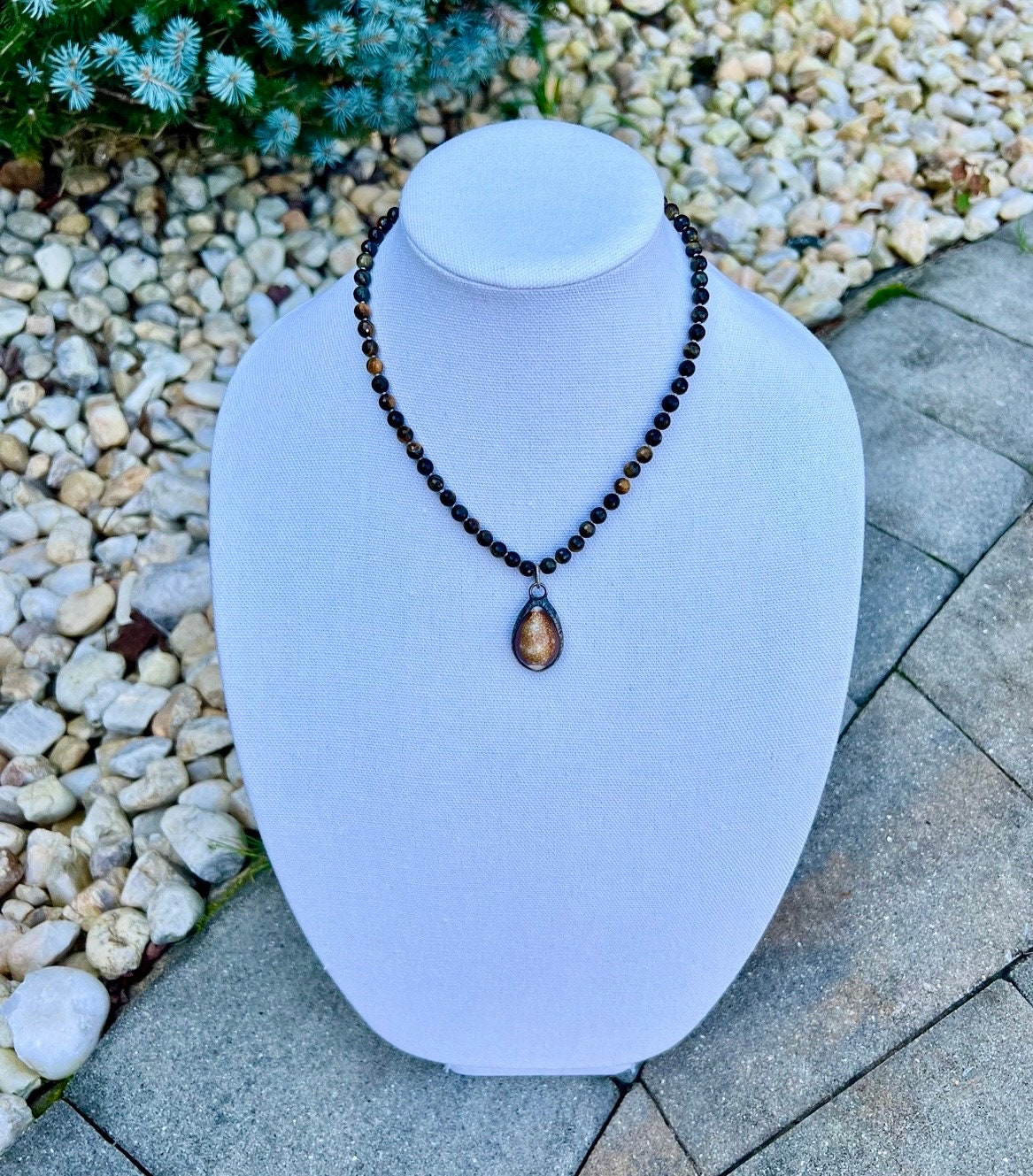 Tiger Eye with Conch Pendant